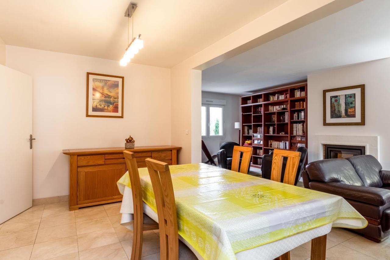 קופבריי 4 Bedroomed Near Disneyland Paris מראה חיצוני תמונה